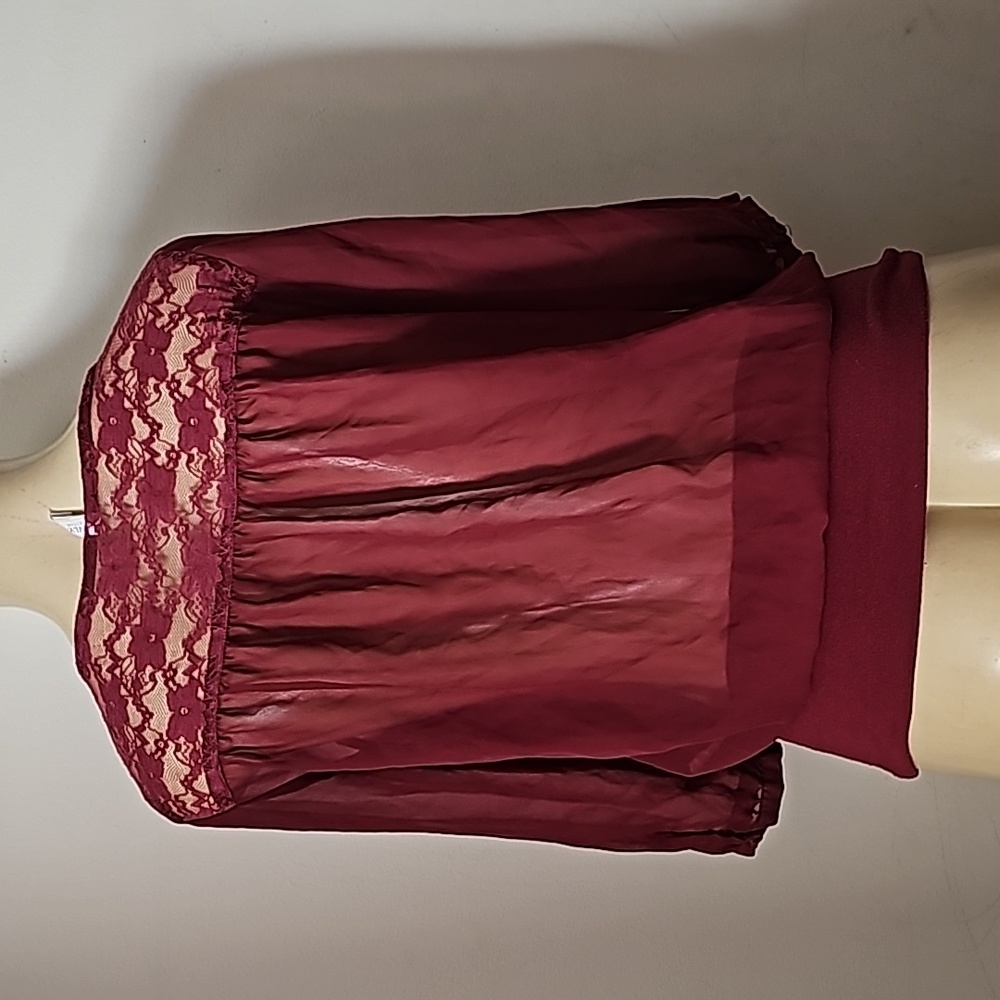 Size small blouses bundle - Picture 5 of 9